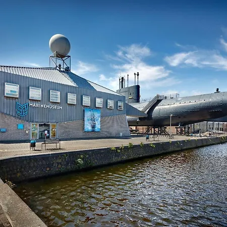 Albatros 190 Semesterbostad *